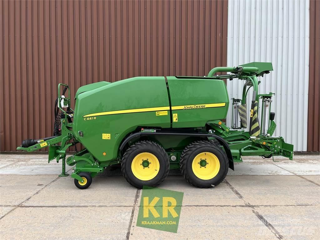 John Deere C441R Rituļu preses