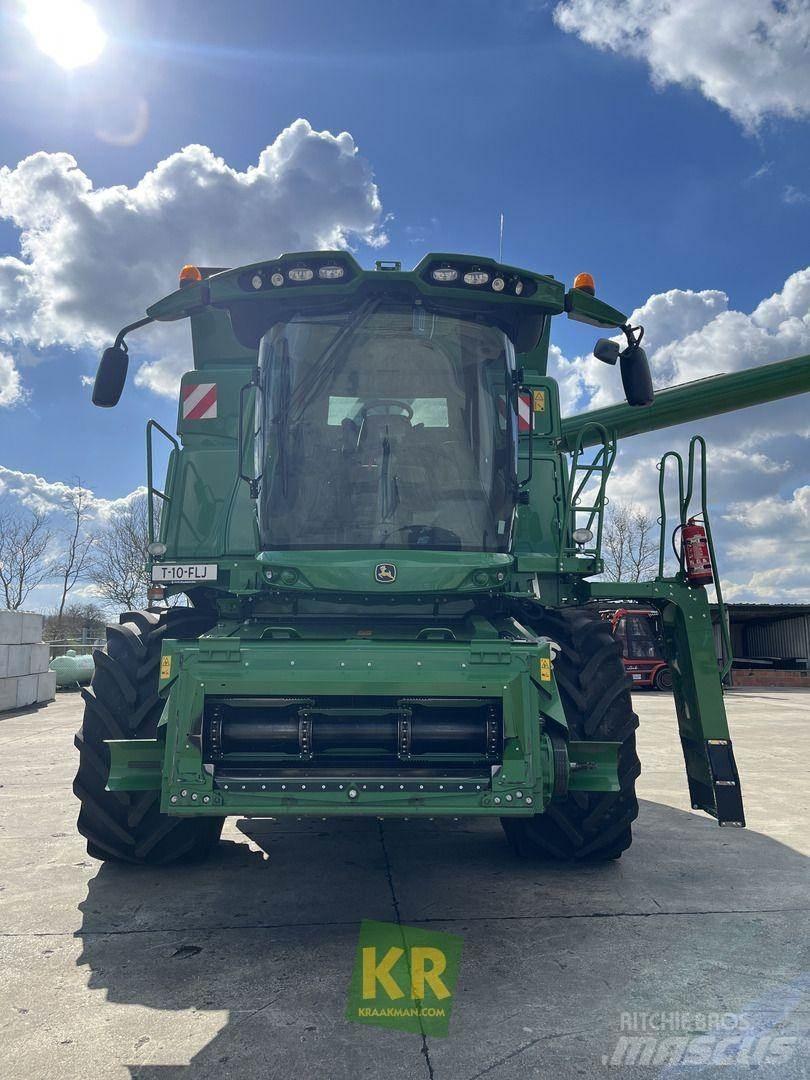 John Deere T660 Ražas novākšanas kombaini