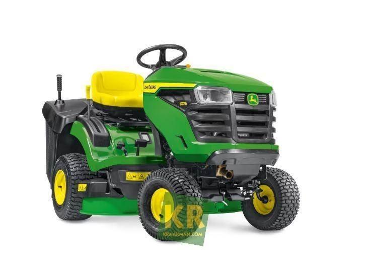 John Deere X117R Mauriņa traktors