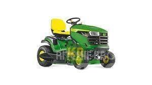 John Deere X127 Mauriņa traktors