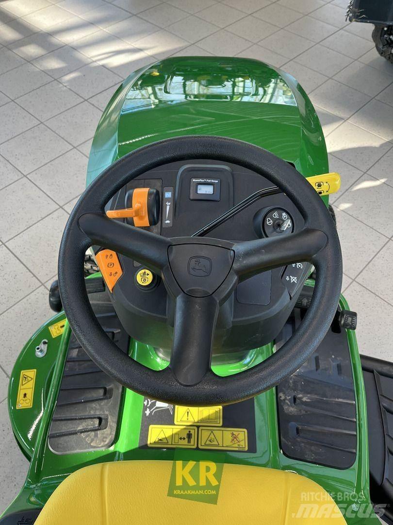John Deere X127 Mauriņa traktors