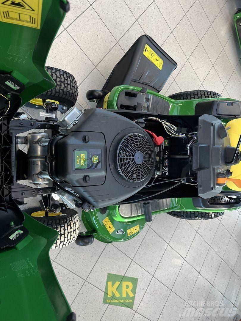 John Deere X127 Mauriņa traktors