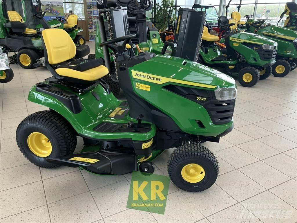 John Deere X127 Mauriņa traktors