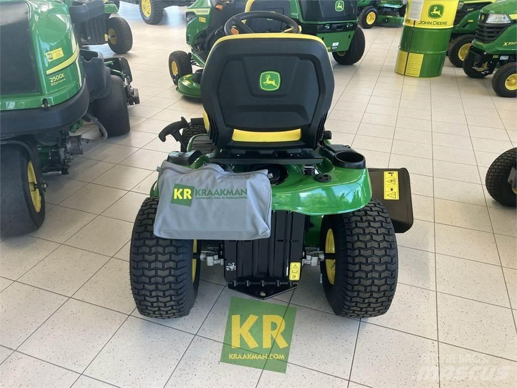 John Deere X127 Mauriņa traktors