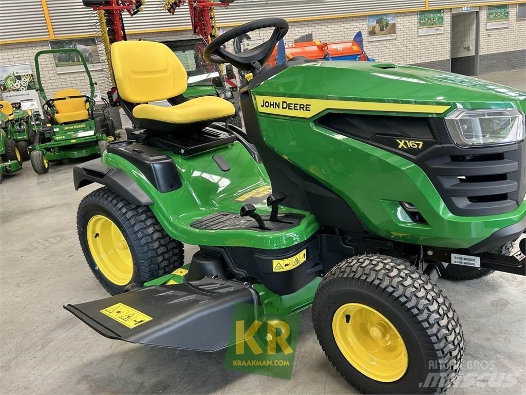 John Deere X167 Mauriņa traktors
