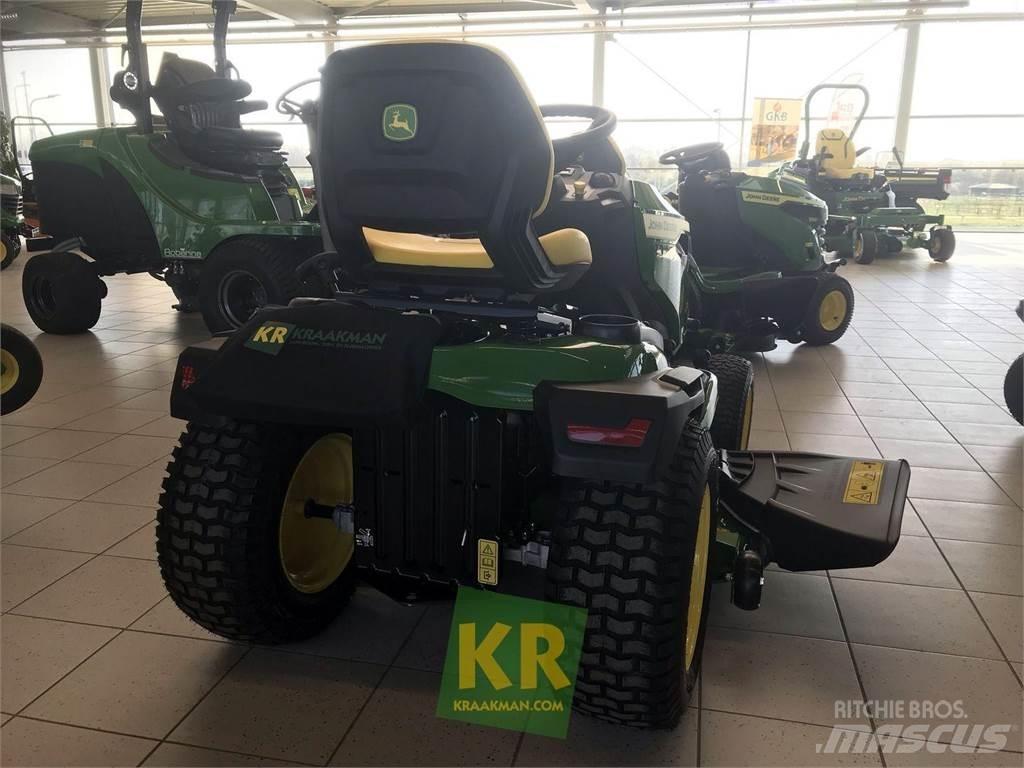 John Deere X167 Mauriņa traktors