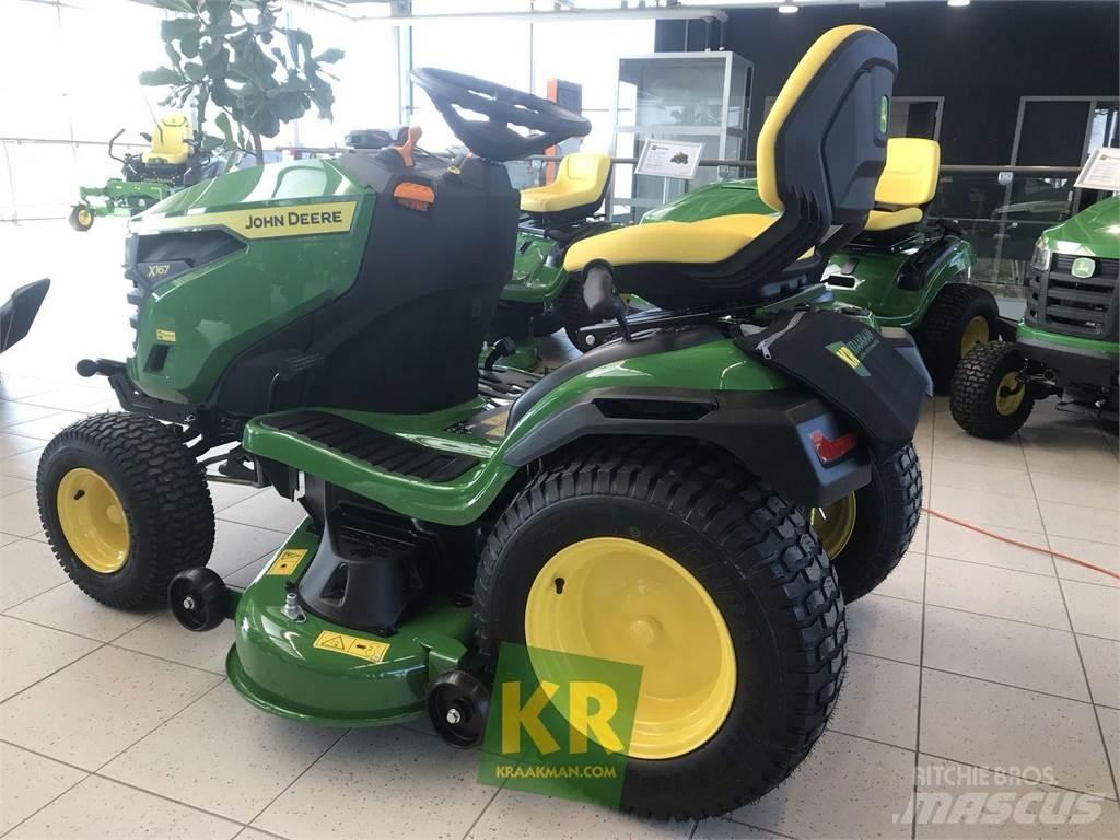 John Deere X167 Mauriņa traktors