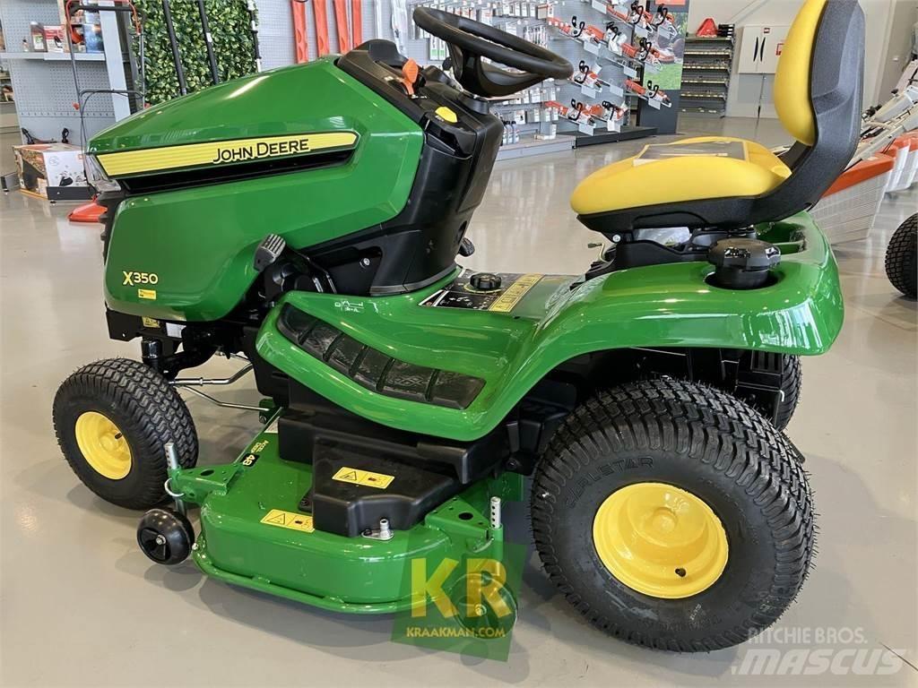 John Deere X350 Mauriņa traktors