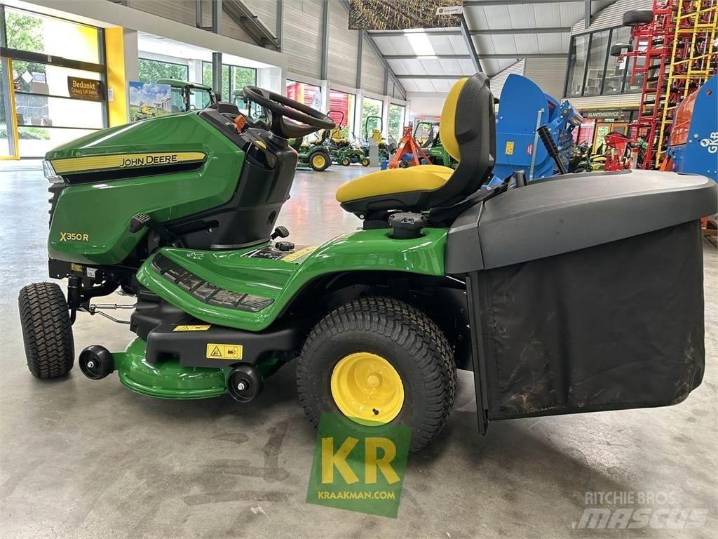 John Deere X350R Mauriņa traktors