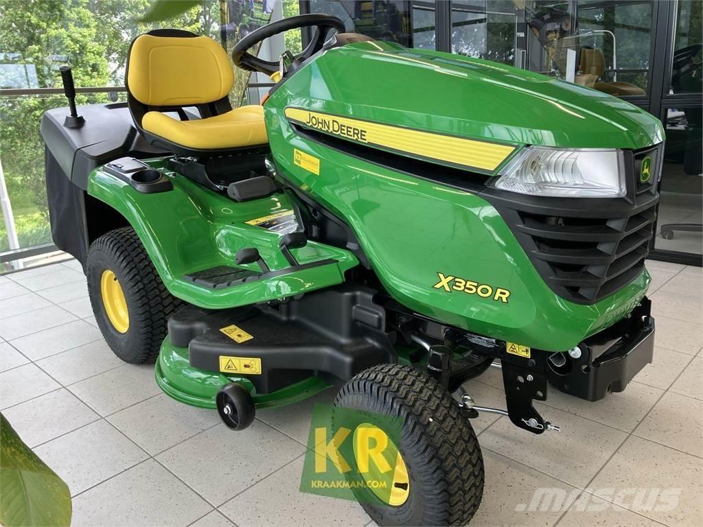 John Deere X350R Mauriņa traktors