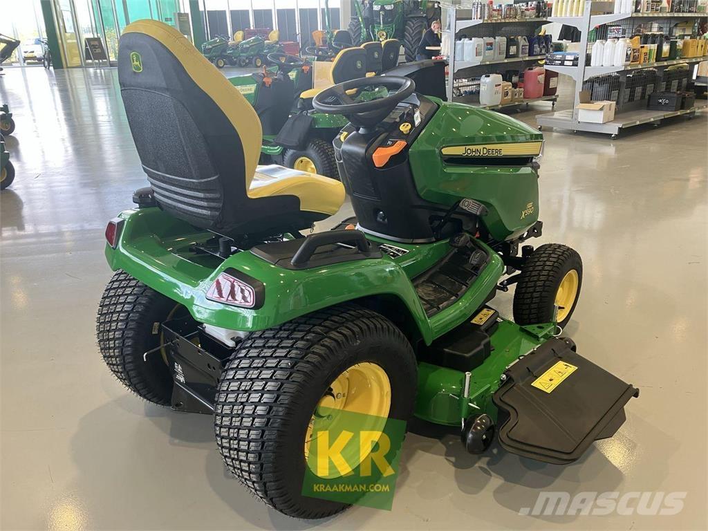 John Deere X590 Mauriņa traktors