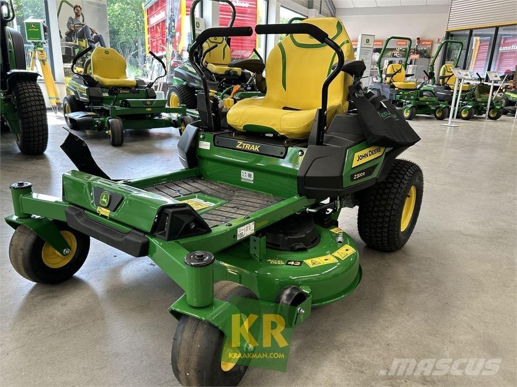 John Deere Z320R Lauksaimniecība- Citi