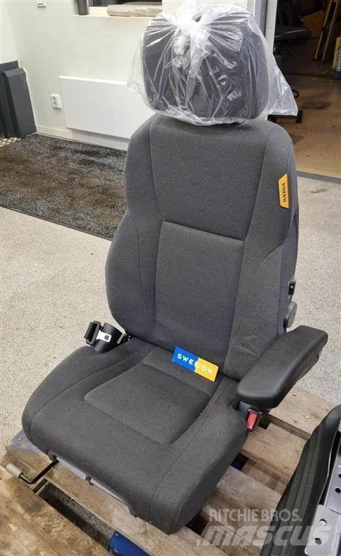 Volvo STOL Kabīnes un interjers