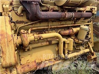 CAT D353 Dzinēji
