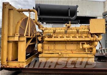CAT D399 Dzinēji