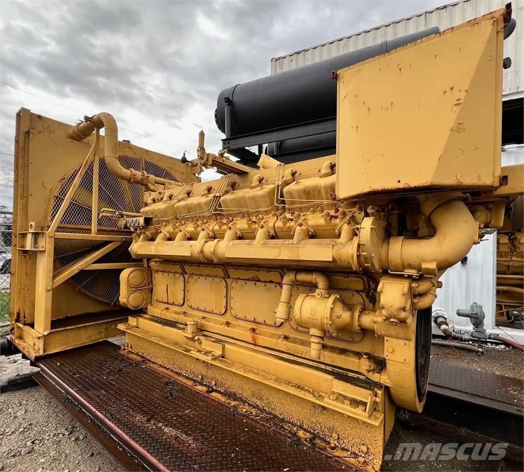 CAT D399 Dzinēji
