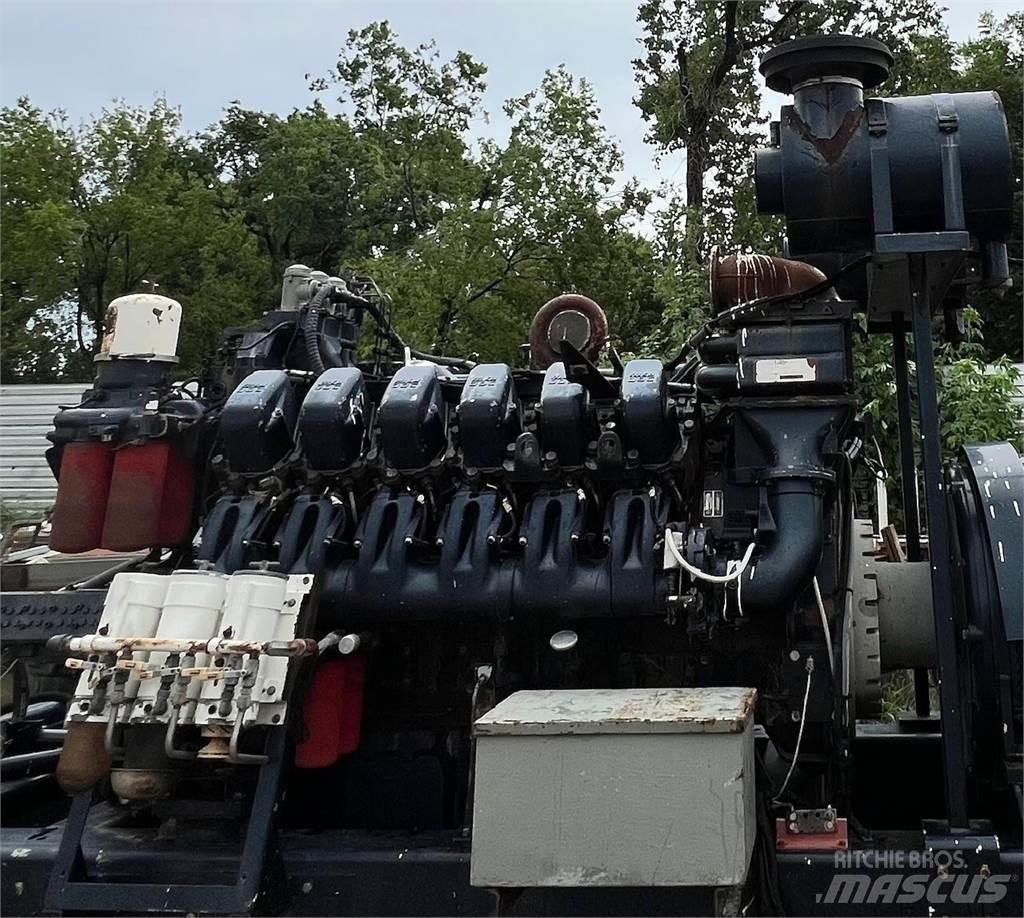 MTU 12V4000 Dzinēji