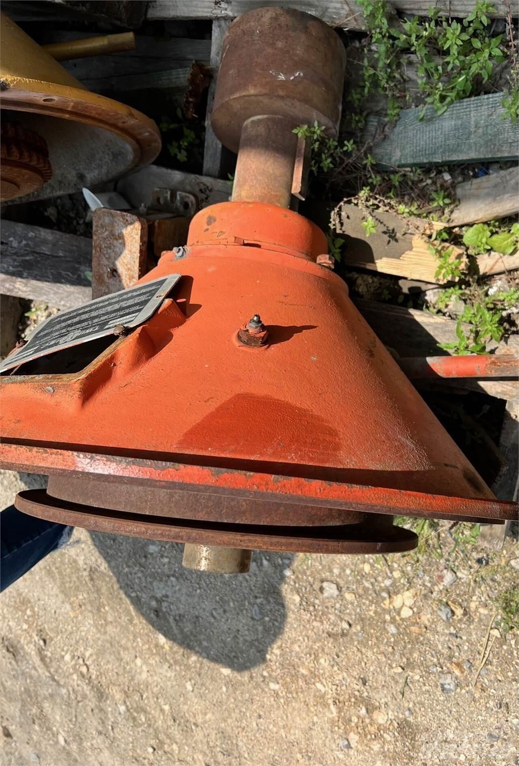 Twin Disc PTO Dzinēji