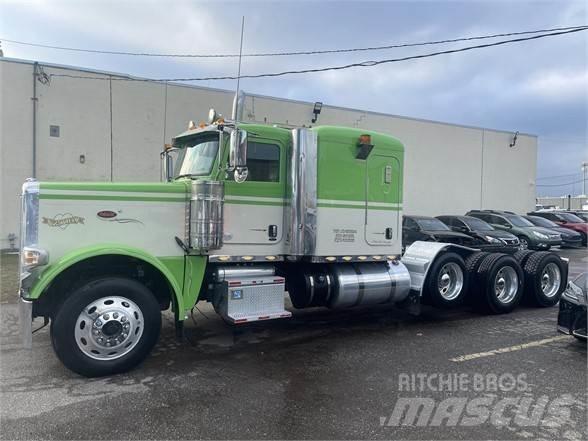 Peterbilt 389 Vilcēji