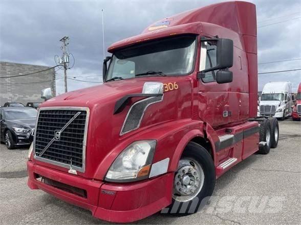 Volvo VNL64T730 Vilcēji