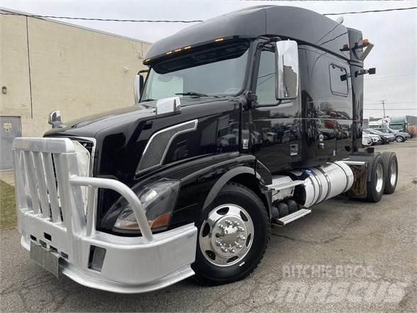 Volvo VNL64T730 Vilcēji