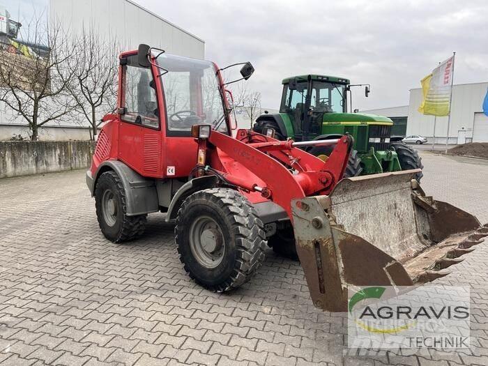 Atlas 60 Iekrāvēji uz riteņiem