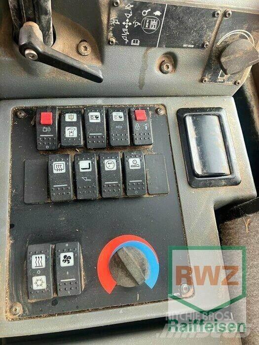 CAT 930H Iekrāvēji uz riteņiem