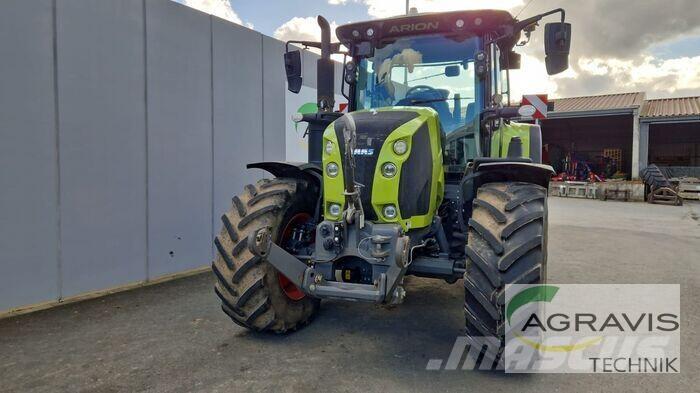 CLAAS ARION 550 CEBIS Traktori