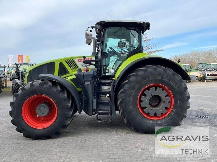 CLAAS AXION 950 CMATIC Traktori
