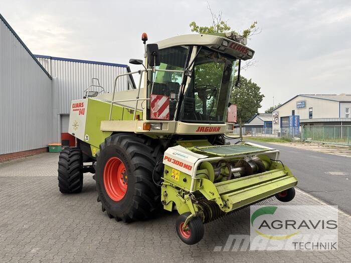 CLAAS JAGUAR 840 Lopbarības novācēji