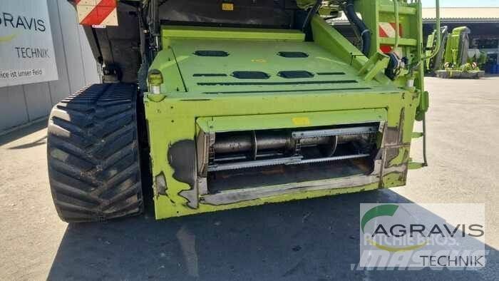 CLAAS LEXION 750 Ražas novākšanas kombaini
