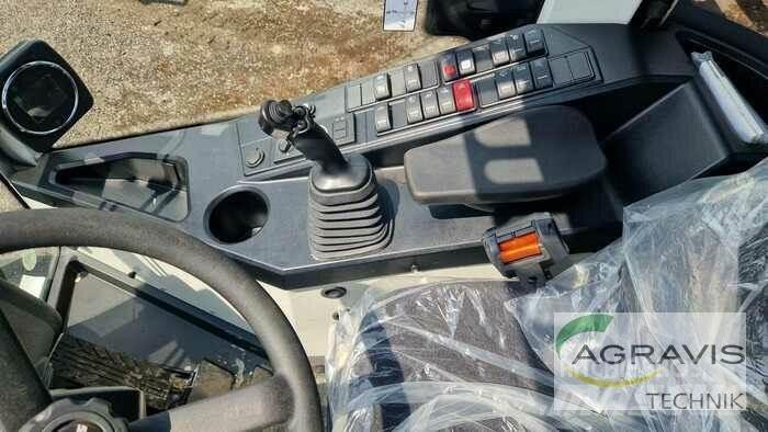 CLAAS TORION 530 Iekrāvēji uz riteņiem