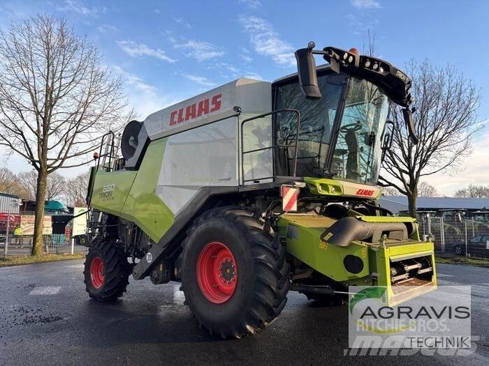 CLAAS TRION 650 Ražas novākšanas kombaini