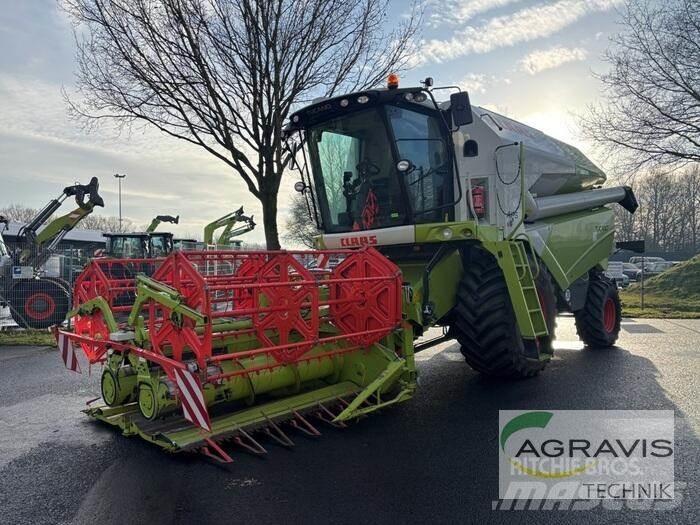 CLAAS TUCANO 420 Ražas novākšanas kombaini