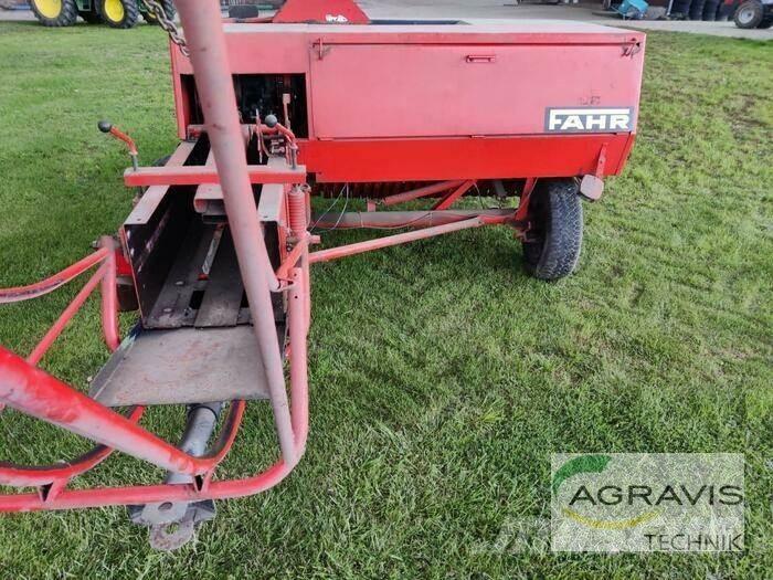 Deutz-Fahr HD 400 Ķīpu preses