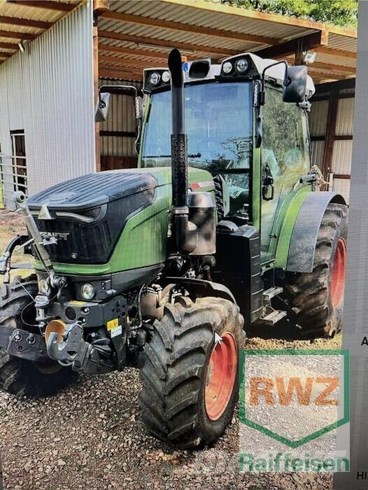 Fendt 211 P Traktori