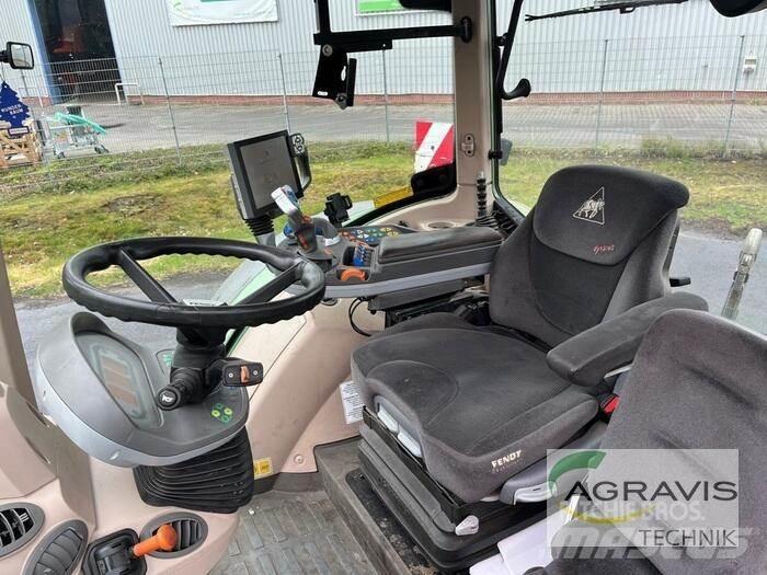 Fendt 714 VARIO S4 Traktori