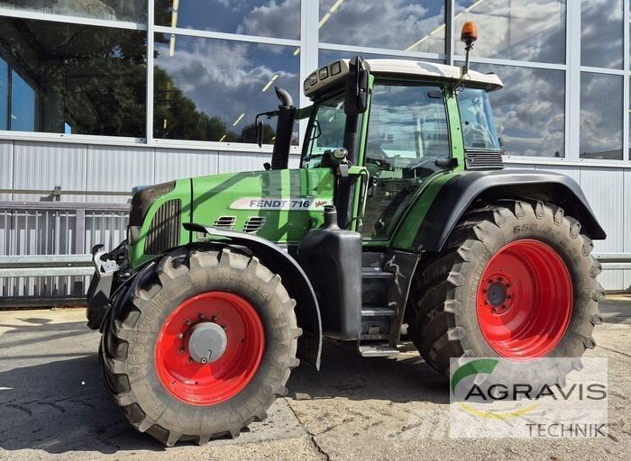 Fendt 716 VARIO Traktori