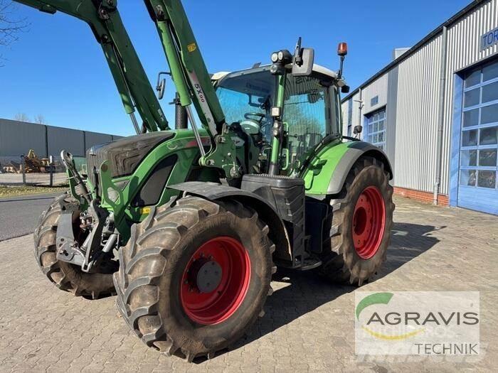 Fendt 722 VARIO S4 Traktori