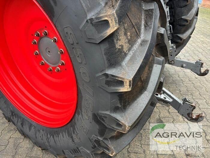 Fendt 724 VARIO S4 Traktori