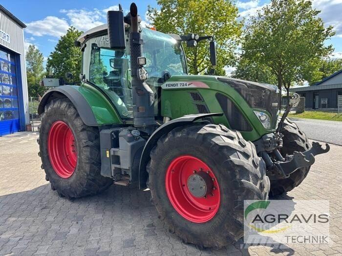 Fendt 724 VARIO S4 Traktori