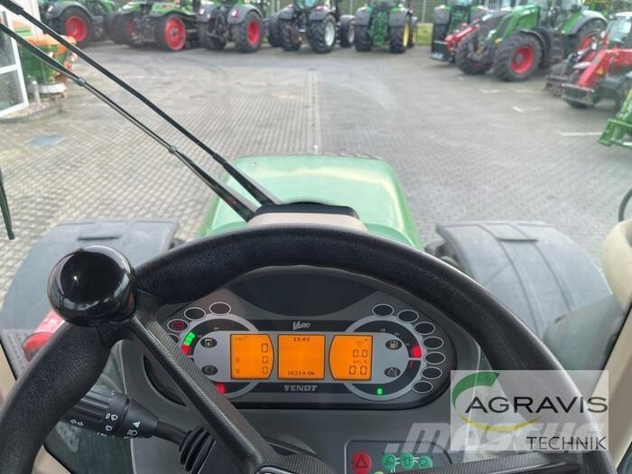 Fendt 724 VARIO SCR Traktori