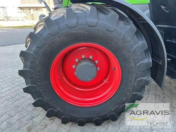 Fendt 726 VARIO GEN-7 Traktori