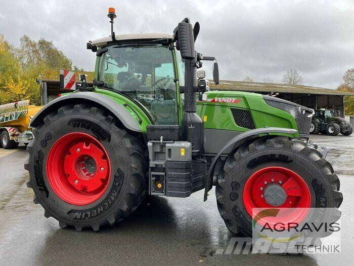Fendt 728 VARIO GEN-7 Traktori