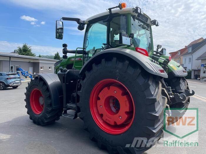 Fendt 728 Vario Gen7 Traktori