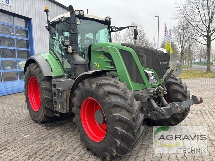 Fendt 828 VARIO S4 Traktori