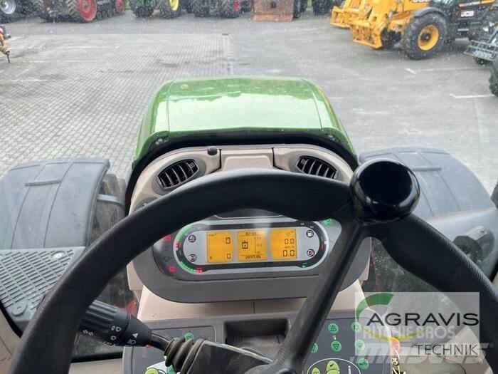 Fendt 828 VARIO S4 Traktori