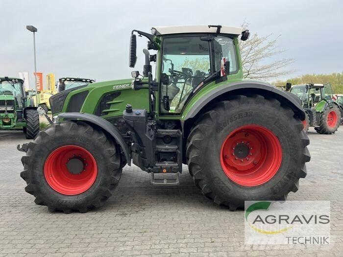 Fendt 828 VARIO S4 Traktori