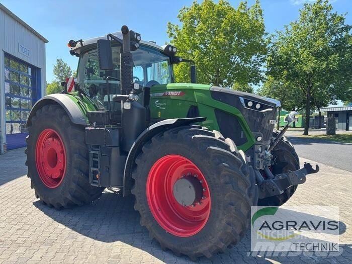 Fendt 942 VARIO GEN-7 Traktori