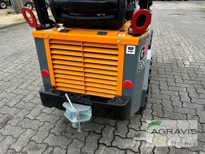 GiANT G1200 Iekrāvēji uz riteņiem